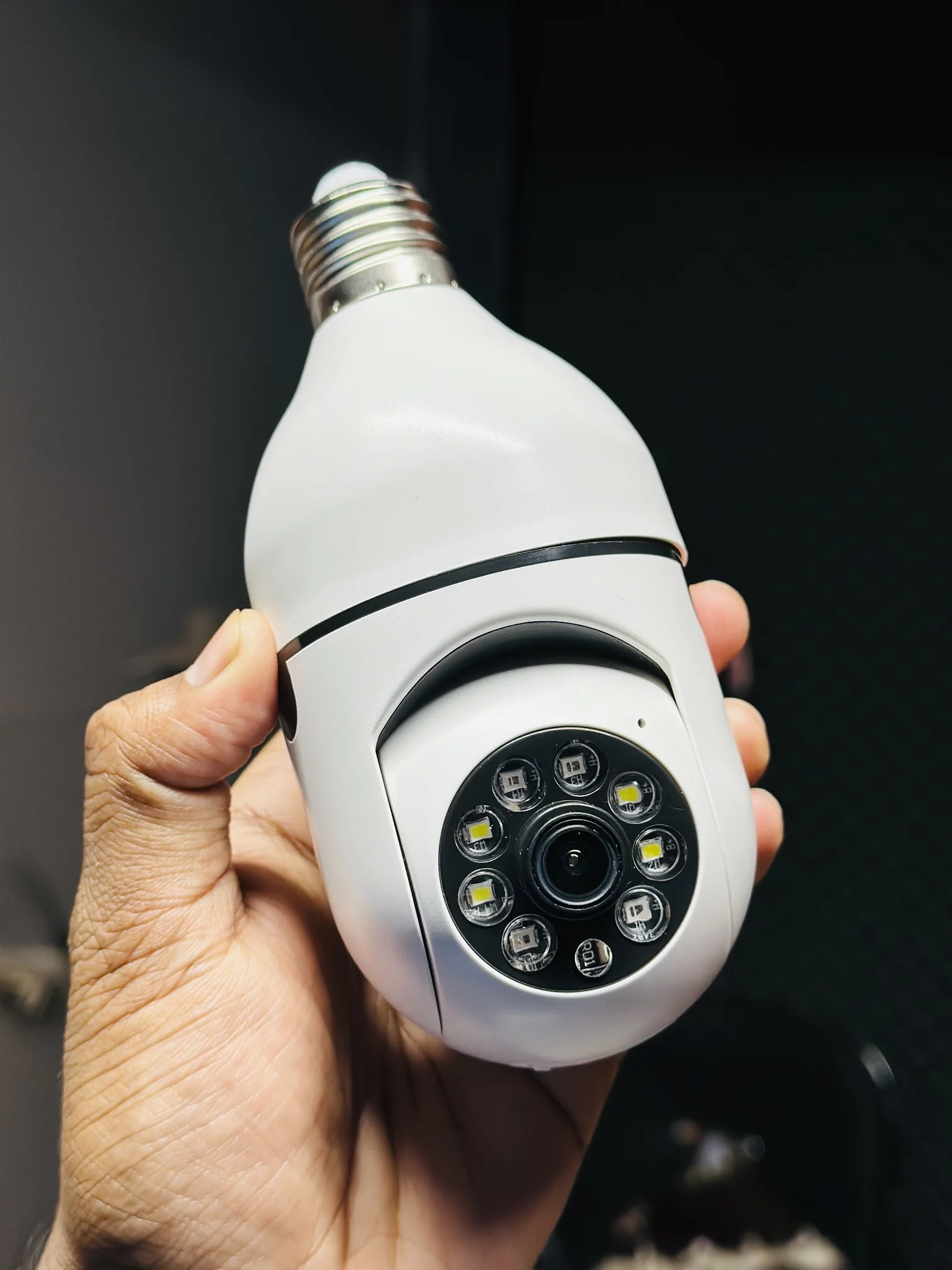 V380 E27 360 Degree 1080P Wireless Home Security IP Camera